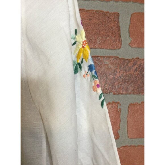 Lily Womens Floral Embroidered White Pullover Top Size M Boho Fairycore - Picture 8 of 10